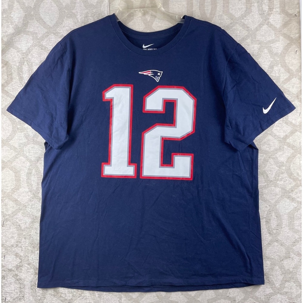 Nike New England Patriots Men XXL Navy Tom Brady 12 Graphic T-Shirt Athletic Cut